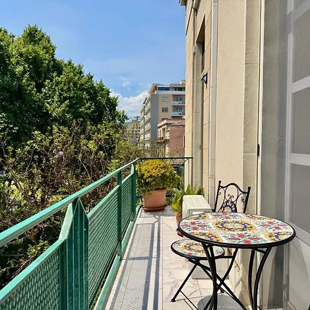 La Maison De Lavinia